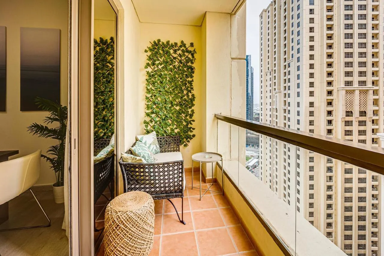New Sea View Rimal 2Bd In Front Of The Beach Dubai Apartment